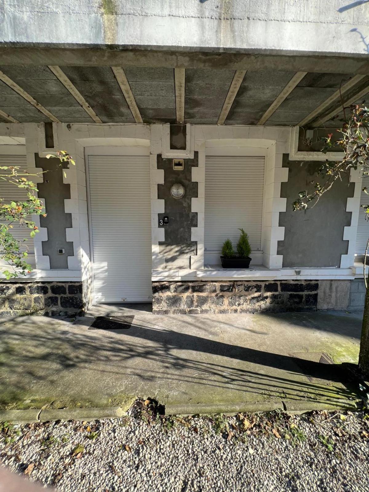 Aux Thermes Saint-Amand-les-Eaux Luaran gambar